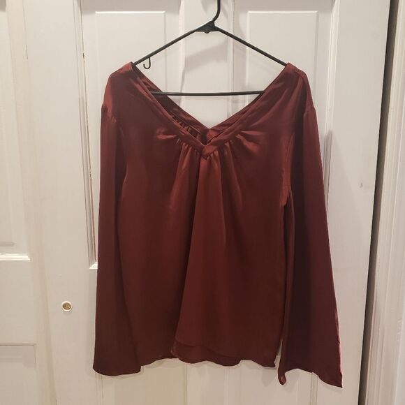 Chaser Bell Sleeve Peasant Top - Picture 1 of 7